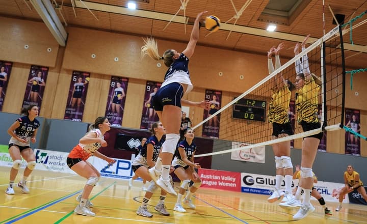 Auch zweites Halbfinale geht an Sokol: Madln in Bedrängnis 